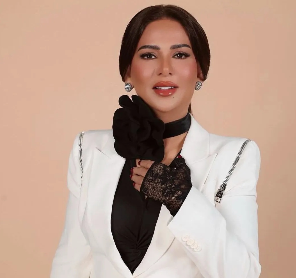 إطلالة راقية لنوال الكويتية