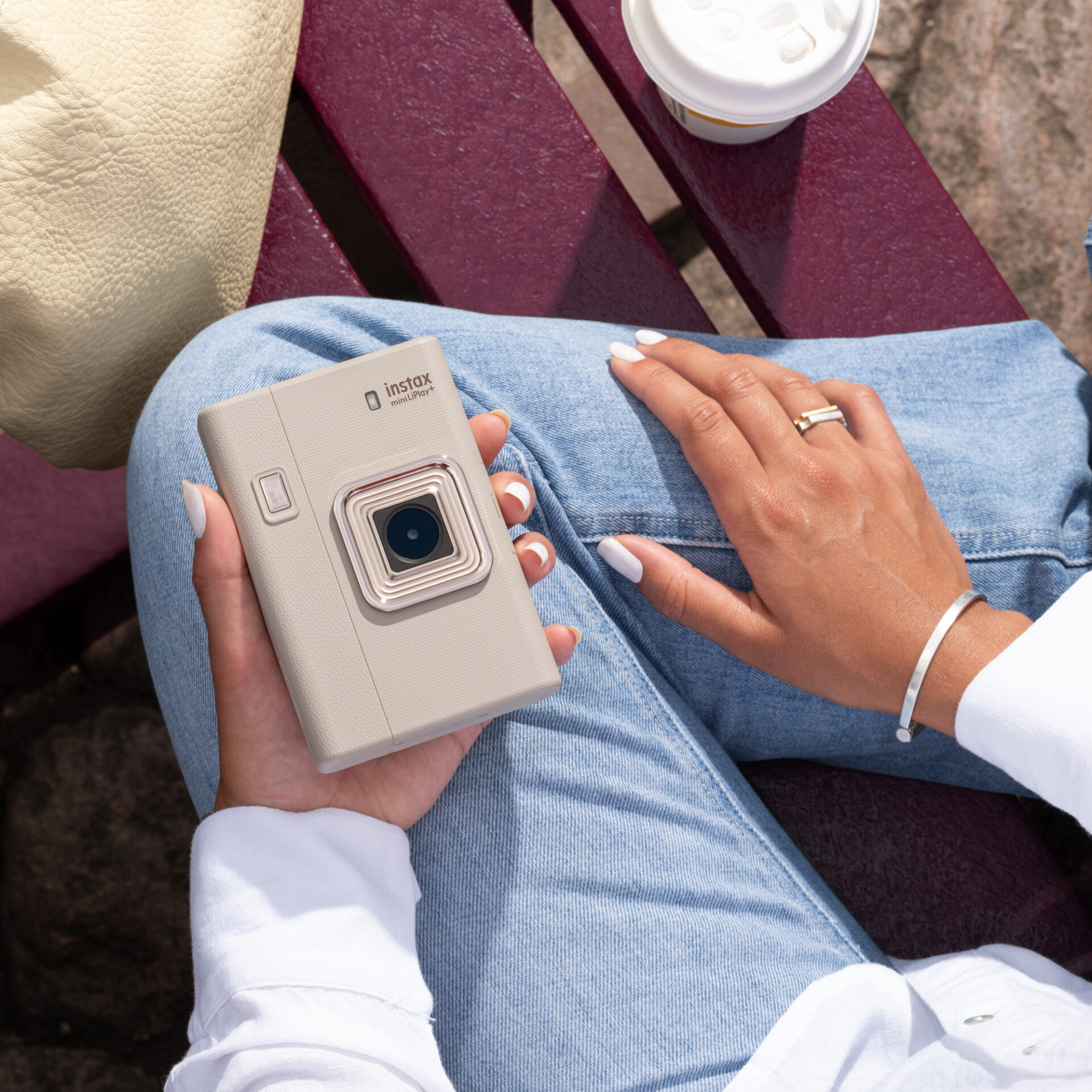 علامة فوجي فيلم تطلق +Instax Mini Liplay بميزات فريدة