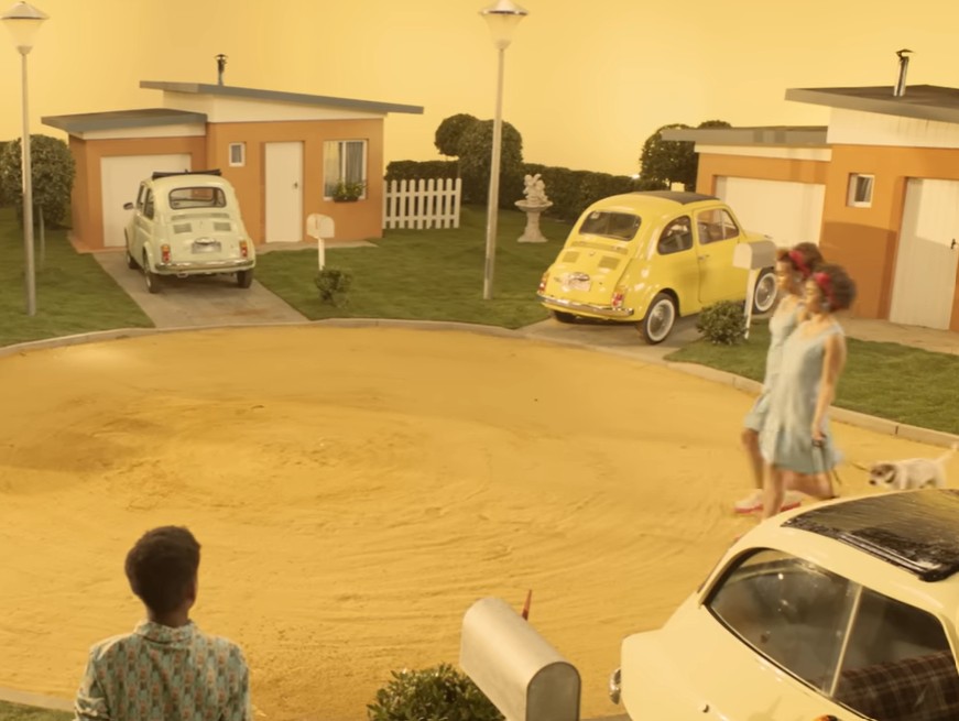 أغنية قديمة عن الأب تعود وتصبح ترند مجددًا