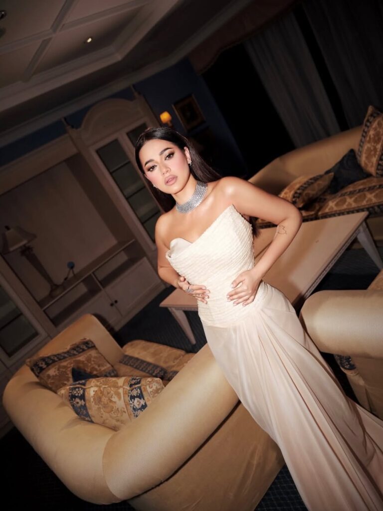 أجمل فساتين النجمات لحفلة رأس السنة 2026