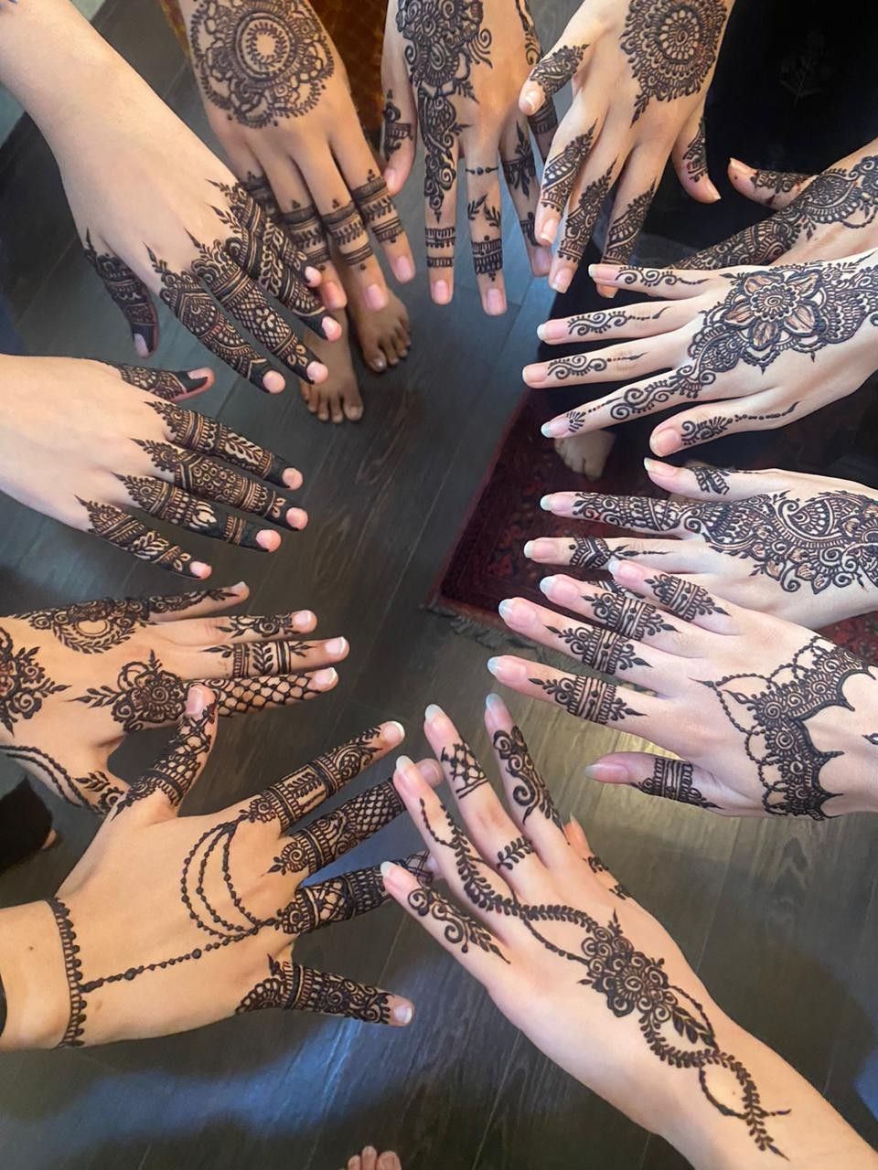 موديلات نقش حناء اليدين