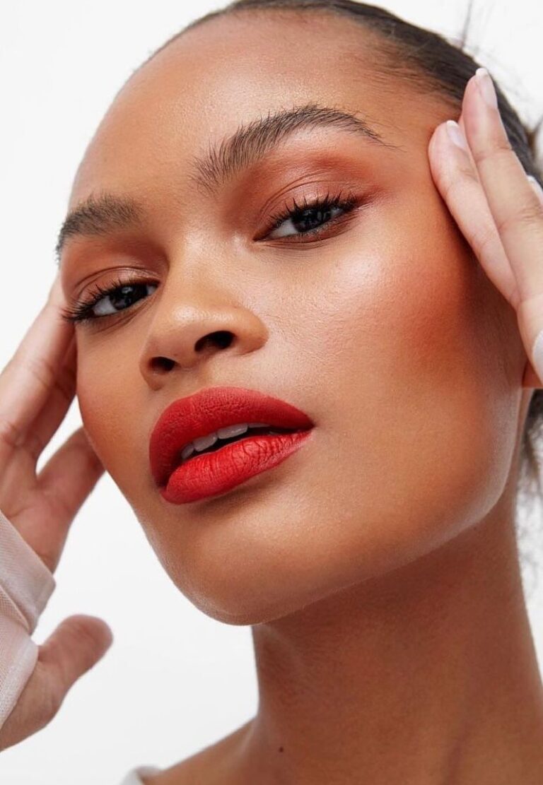 تجربتي مع عملية شد الوجه