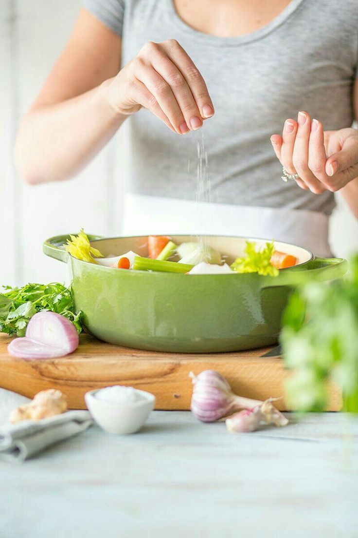 شوربة خفيفة دافئة