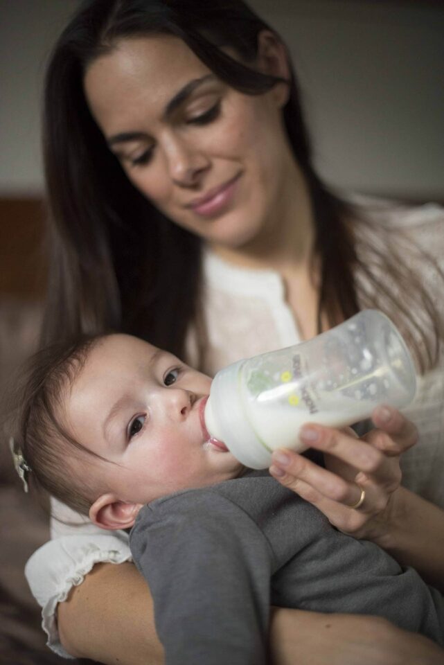 متى تختفي حساسية الحليب عند الرضع؟