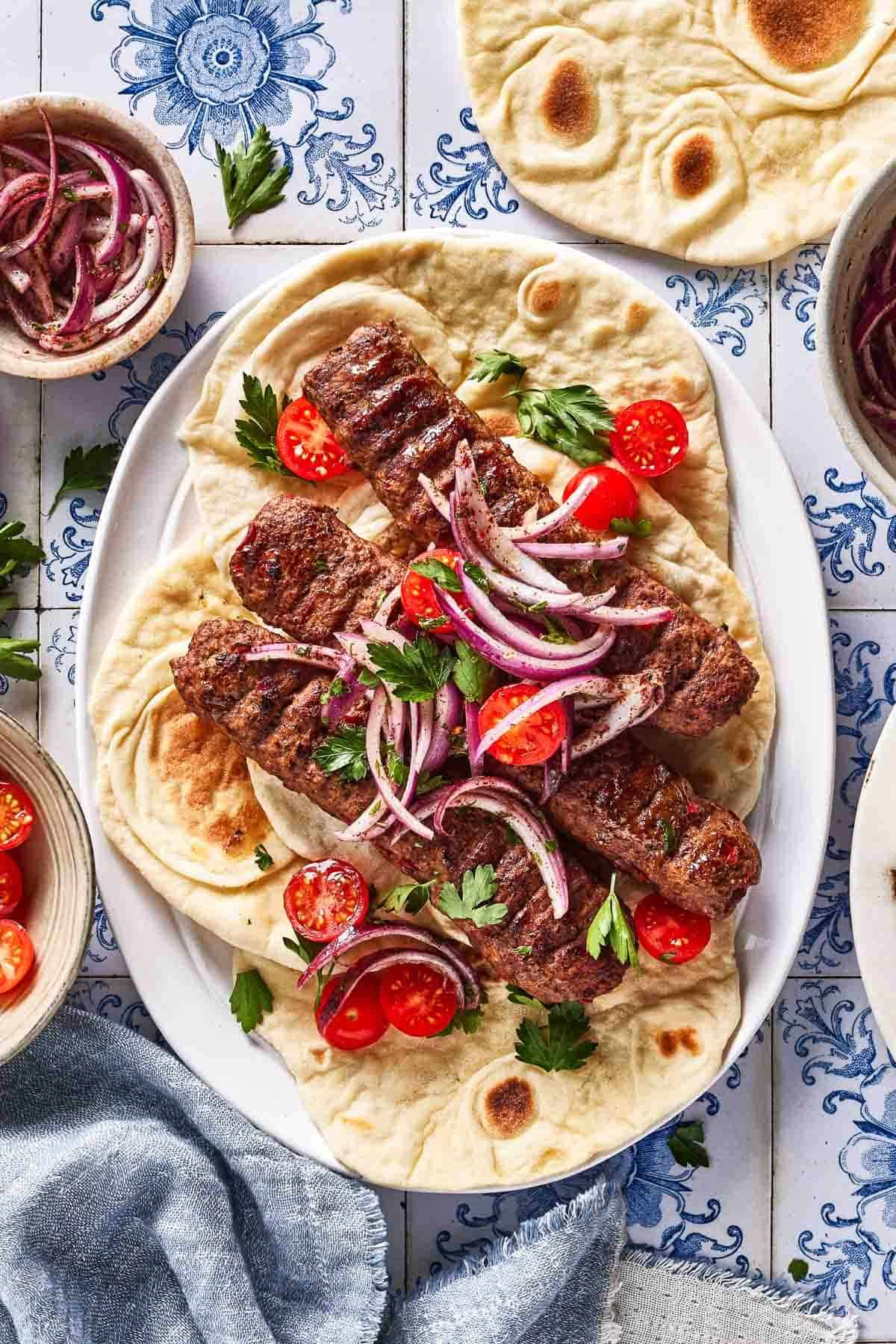 طبق كباب لحم شهي