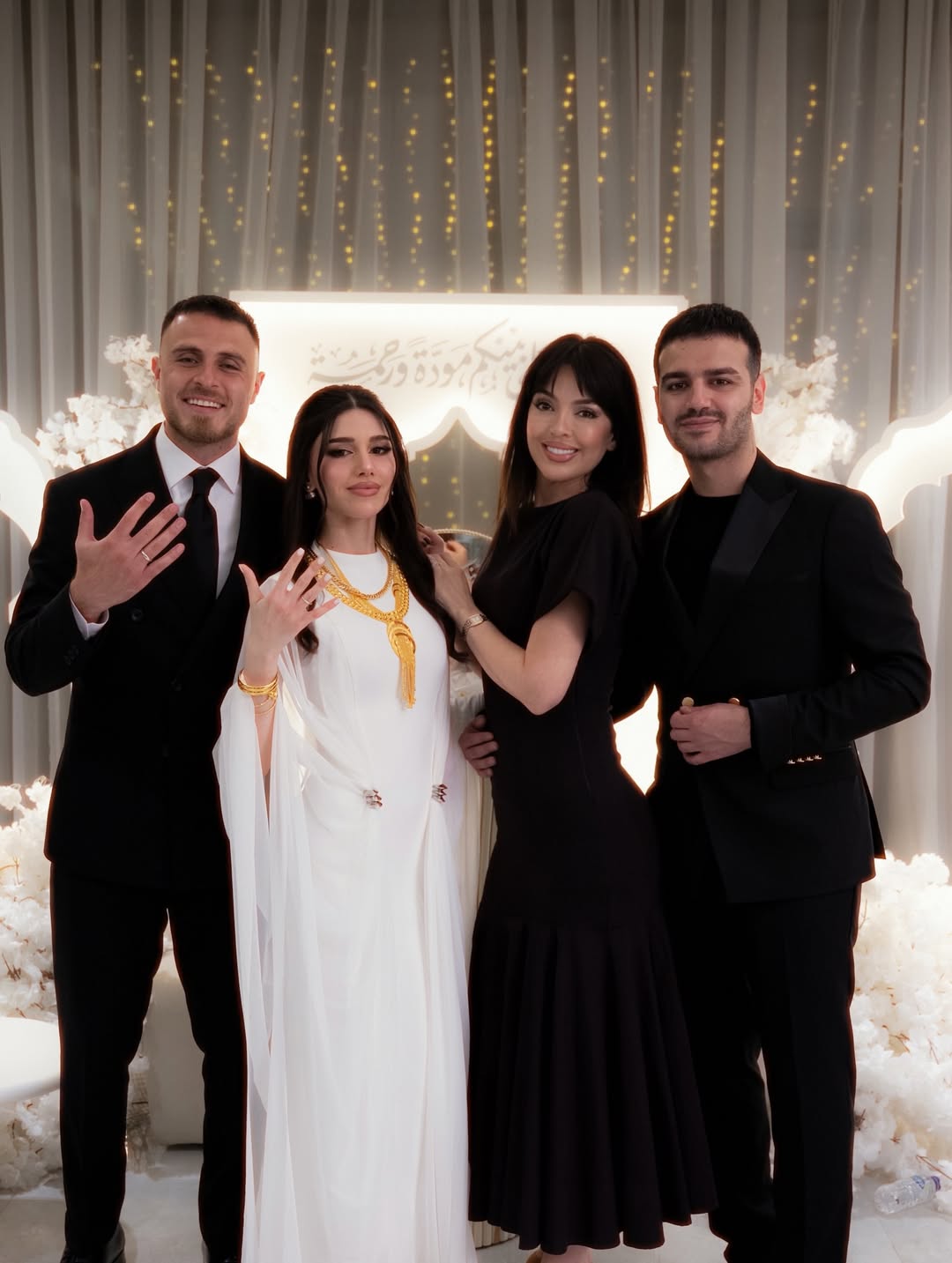 سيدرا متألقة في خطوبتها من رامي حمدان