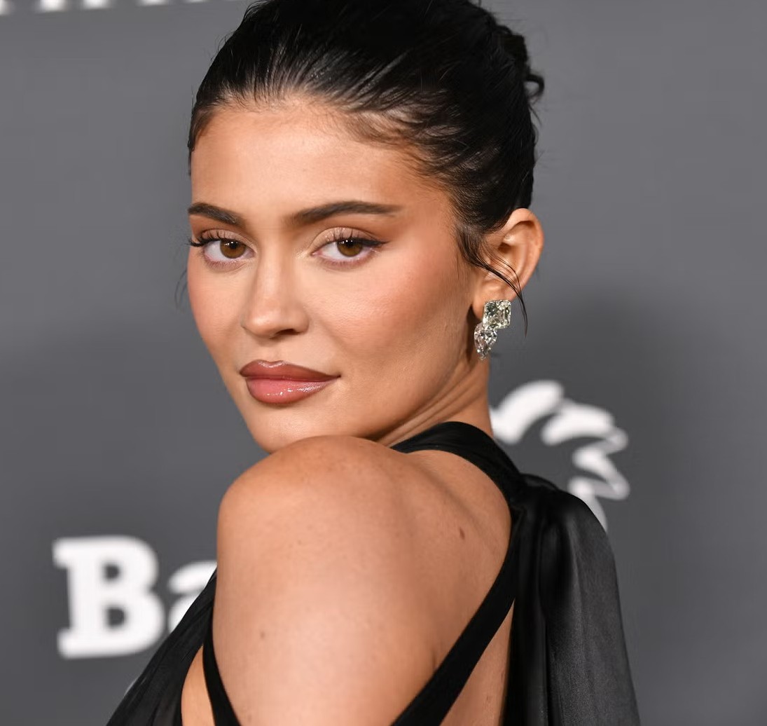 حبيب كايلي جينير يرد على سؤال تفكيره بالزواج منها