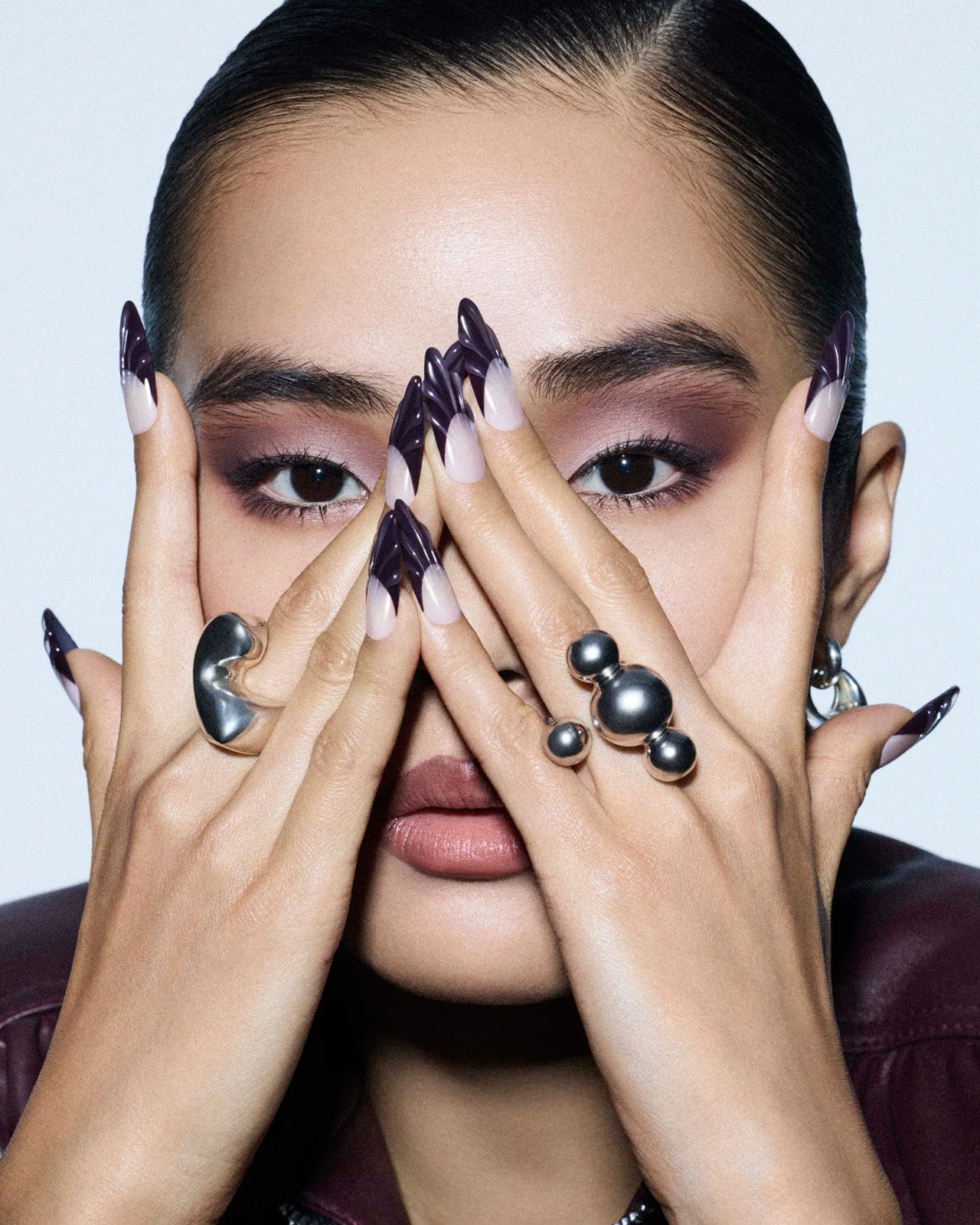 مناكير فرانش 2026 بموديلات وستايلات جديدة غير اعتيادية