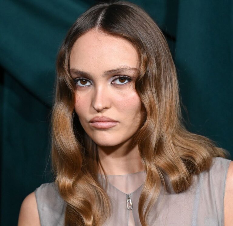 Gen Z pout ترند يسيطر على الجيل الجديد