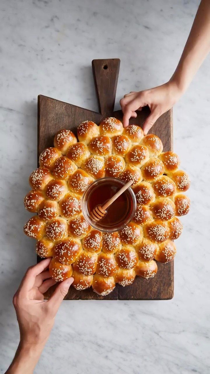 طريقة عمل خلية النحل: معجنات ولا أشهى!