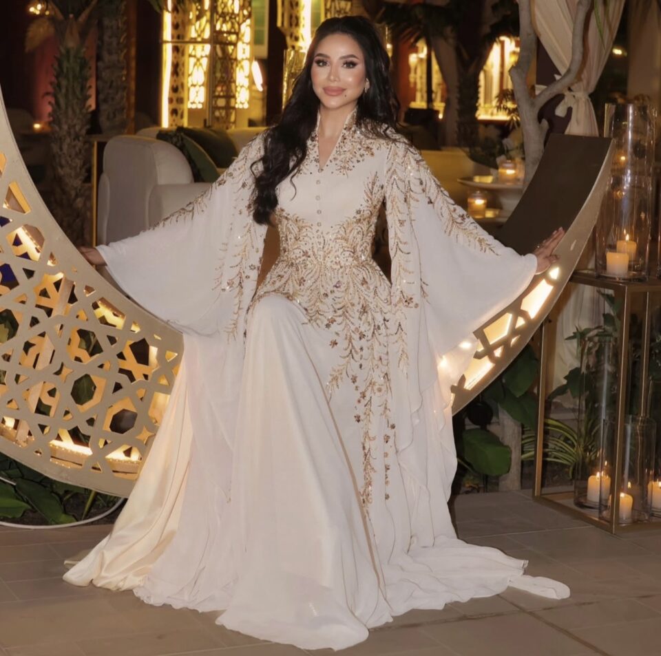 أجمل لوكات النجمات في رمضان: إطلالات تخطف الأنظار