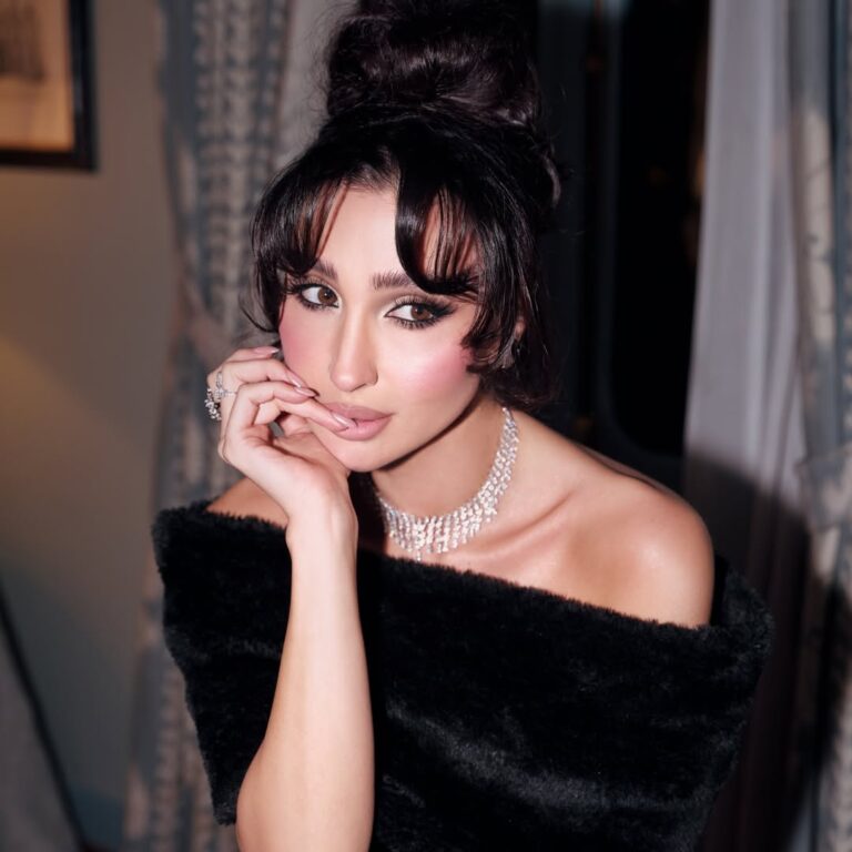 لوبي الغرام واكتشاف حقيقة تالا