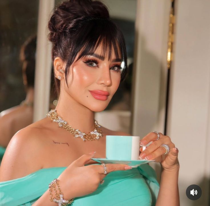 لجين عمران بألوان وجه متناسقة