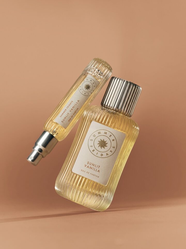 Summer Fridays' تكشف عن أول عطر لها: Sunlit Vanilla™ Eau de Parfum