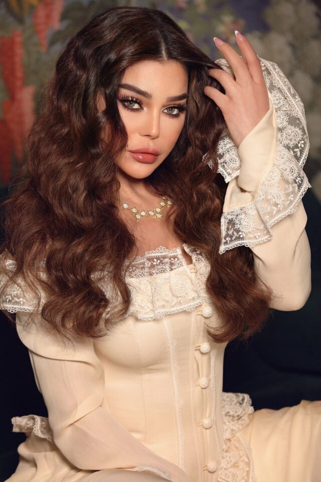 أكثر نجمات عربيات متابعة على إنستغرام 2026