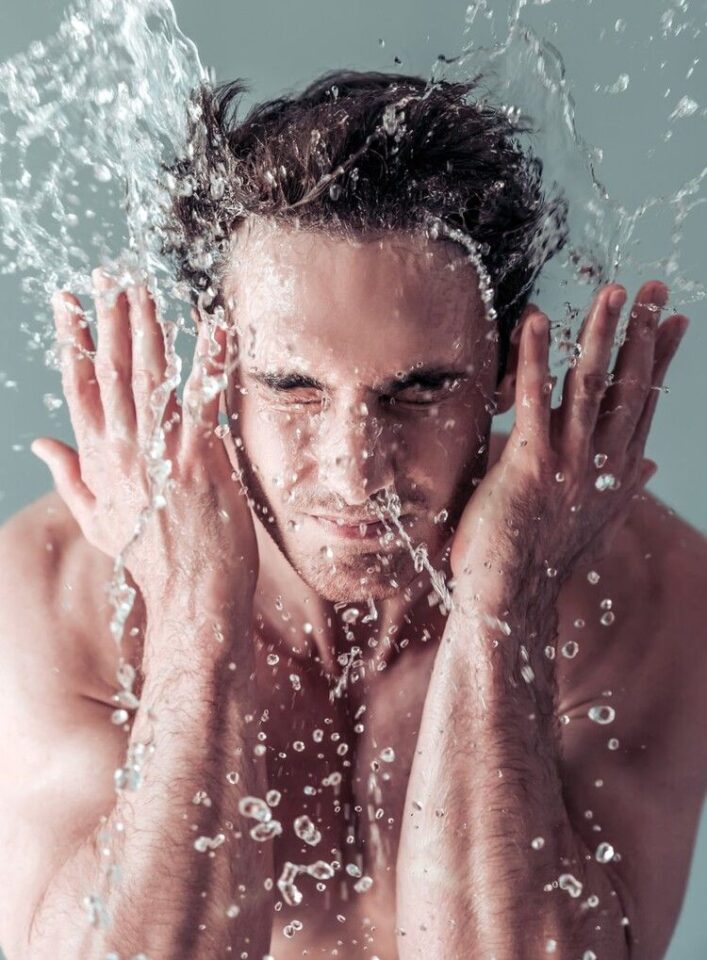 تنظيف البشرة للرجال: خطوات لبشرة صحية!
