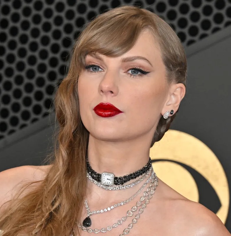 تايلور سويفت تطلق فيديو موسيقي لذكرى إليزابيث تايلور