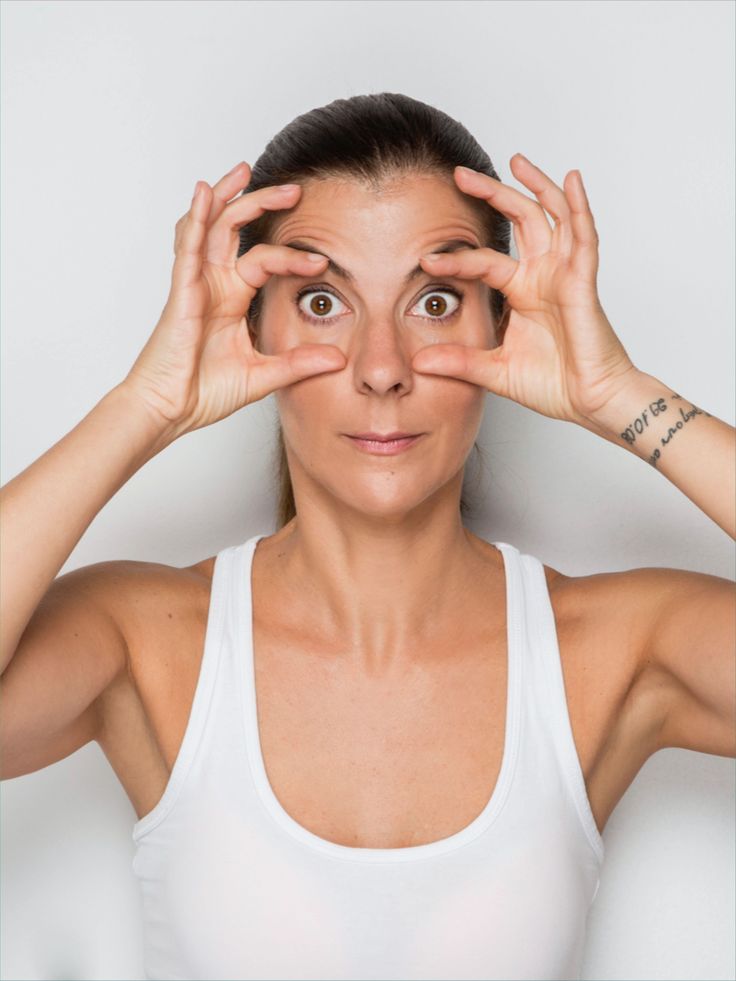 تمارين العين