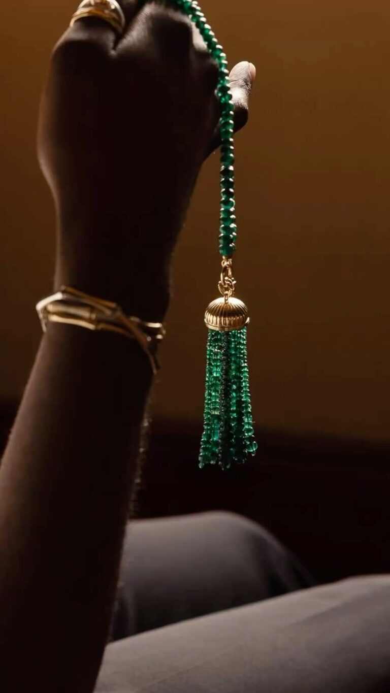 طريقة تنسيق حزام الخصر​ لاخفاء عيوب الجسم