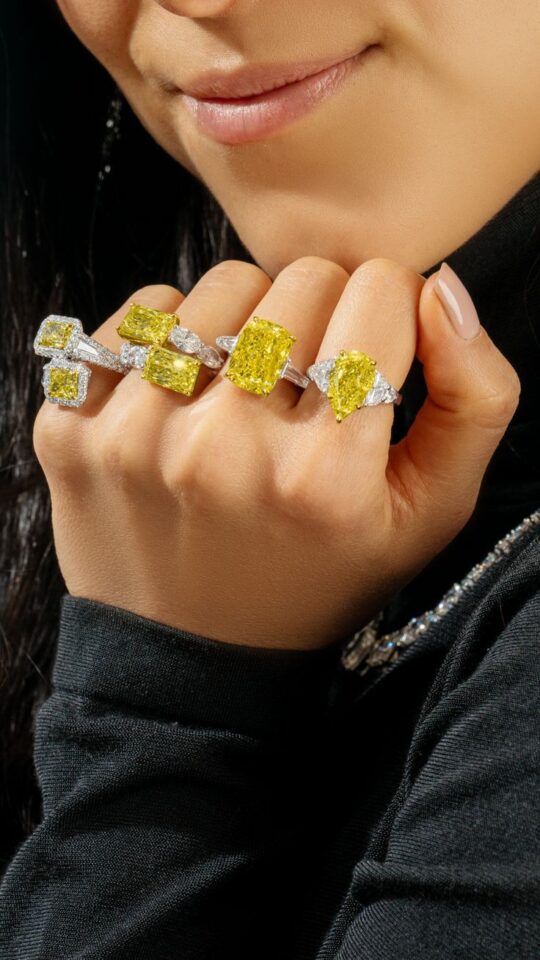 كيفية تنسيق الماس الأصفر مع الذهب والمجوهرات الأخرى