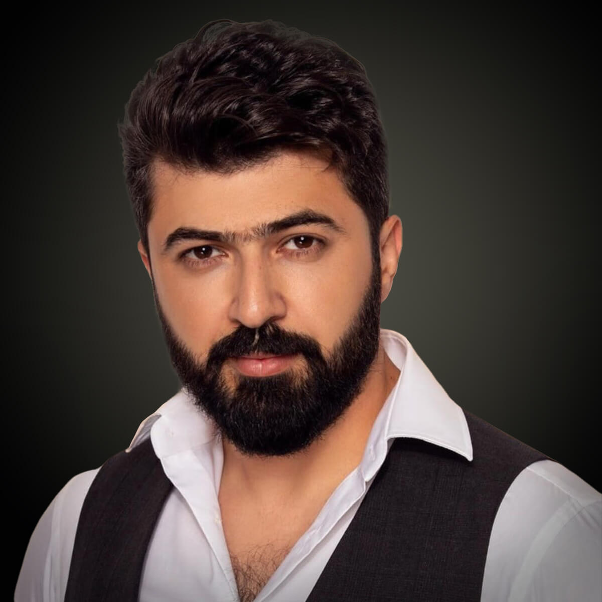 سيف نبيل