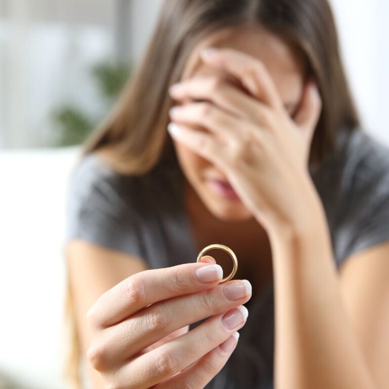 كيف أستعيد ثقتي بعد الانفصال؟