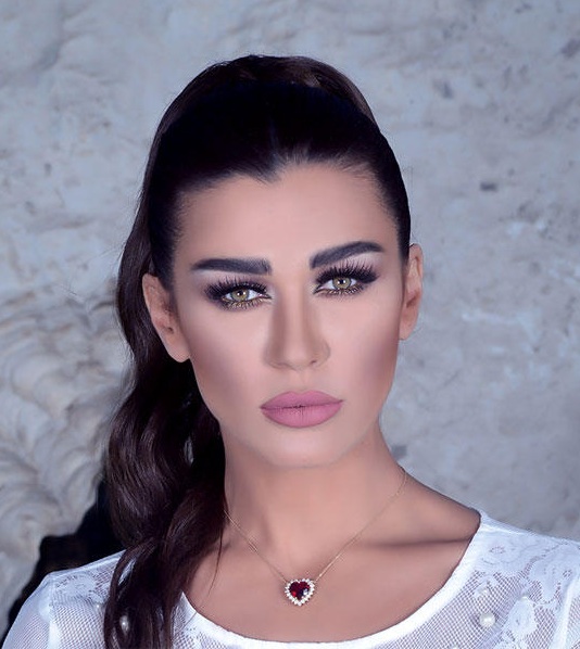 نادين الراسي