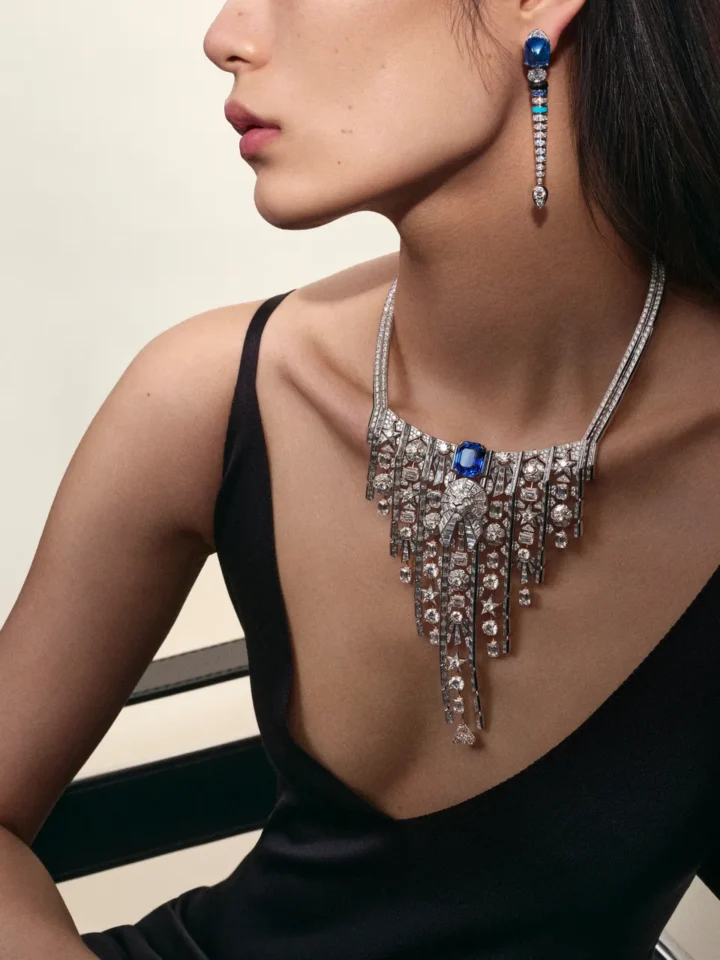 CHANEL تطلق مجموعة "Signes & Symboles" المستوحاة من رموز غابرييل شانيل