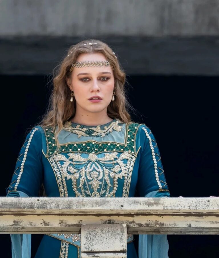 المسلسل التركي "الحب والعرش" يحقق نجاحًا في تركيا والعالم العربي