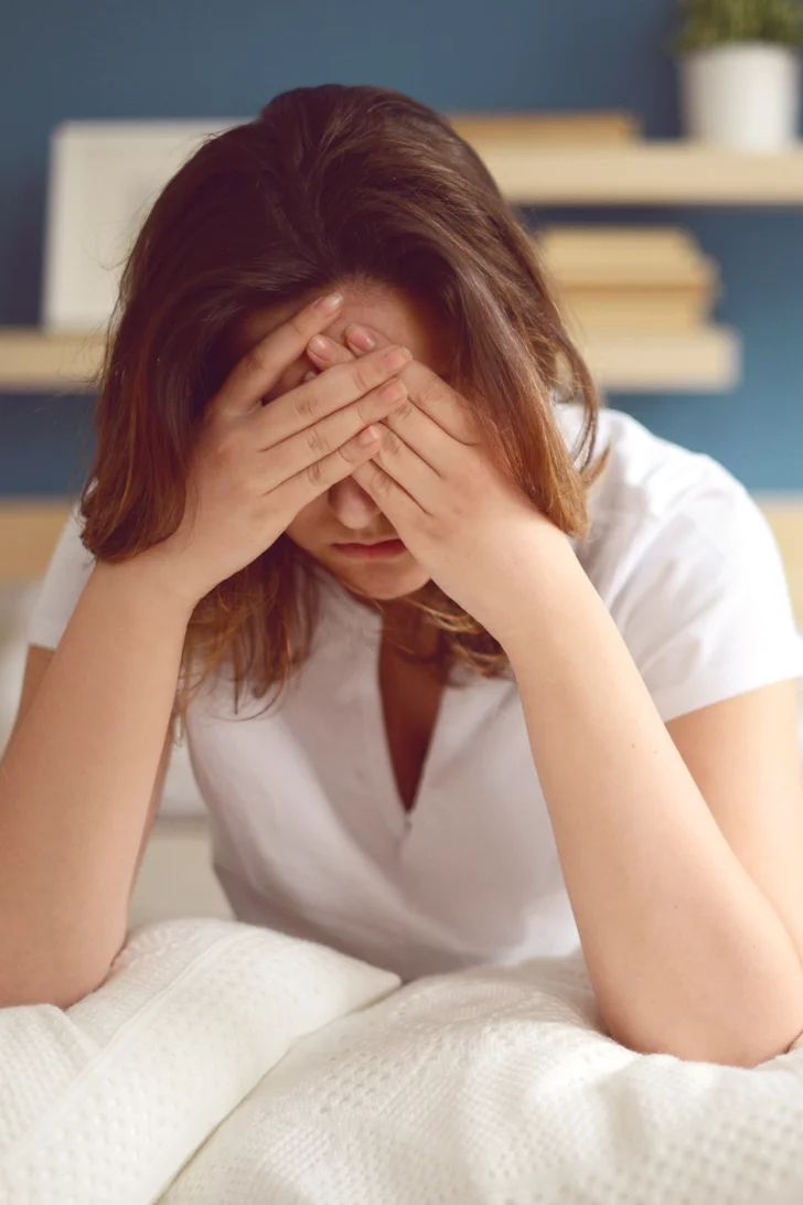 ما أسباب الصداع عند الاستيقاظ من النوم؟